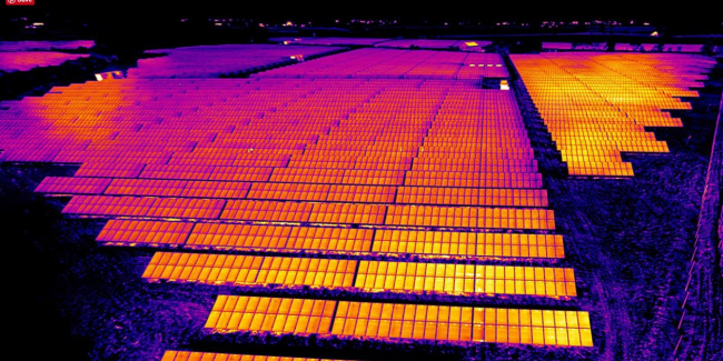 Photovoltaik Inspektion Drohne Thermografie Solarfeld